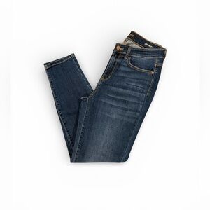 Women’s Judy Blue Dark Wash relaxed fit Jeans